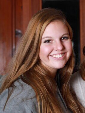 Meet your Posher, Alexis